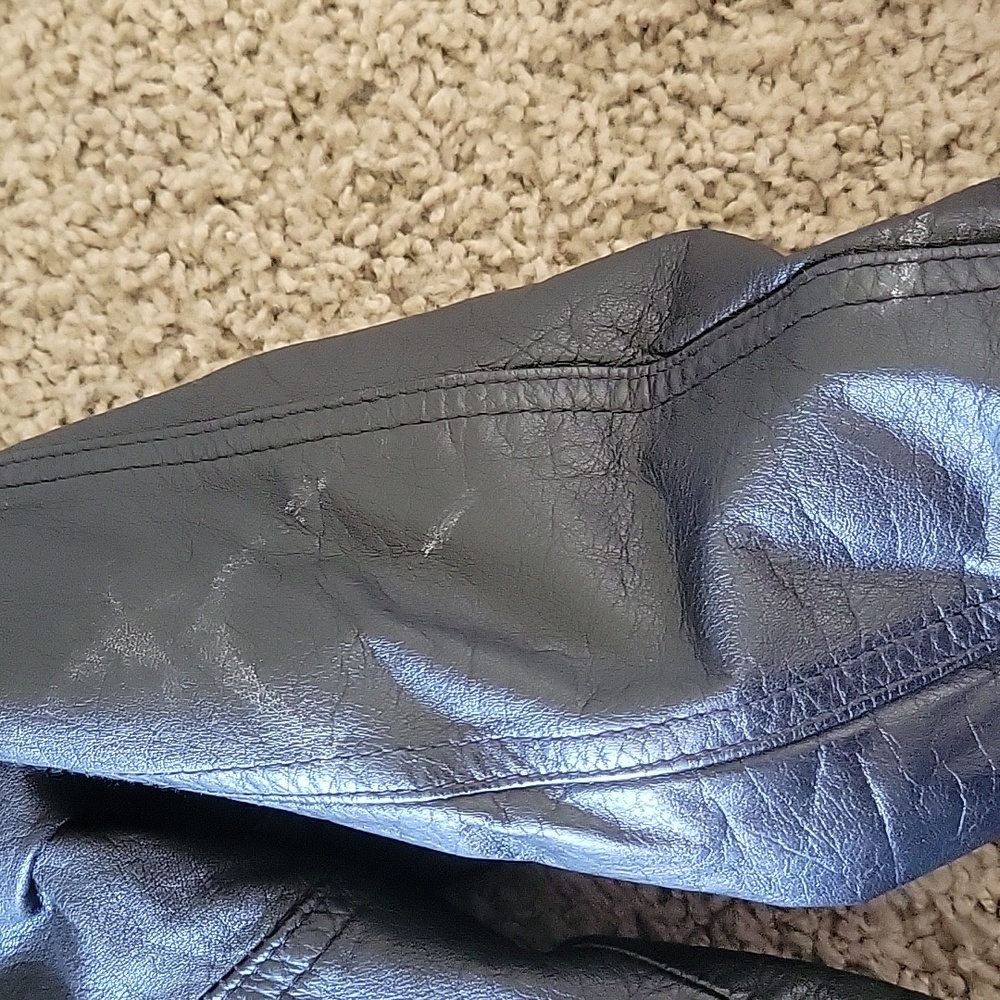 Leather jacket - Picture 5 of 5